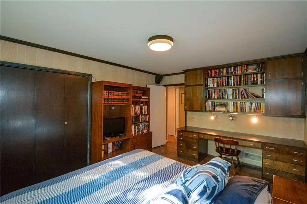 645 River Valley Road, Sandy Springs, Georgia 30328, 4 Bedrooms Bedrooms, ,3 BathroomsBathrooms,Residential,Sold,645 River Valley Road,6651392