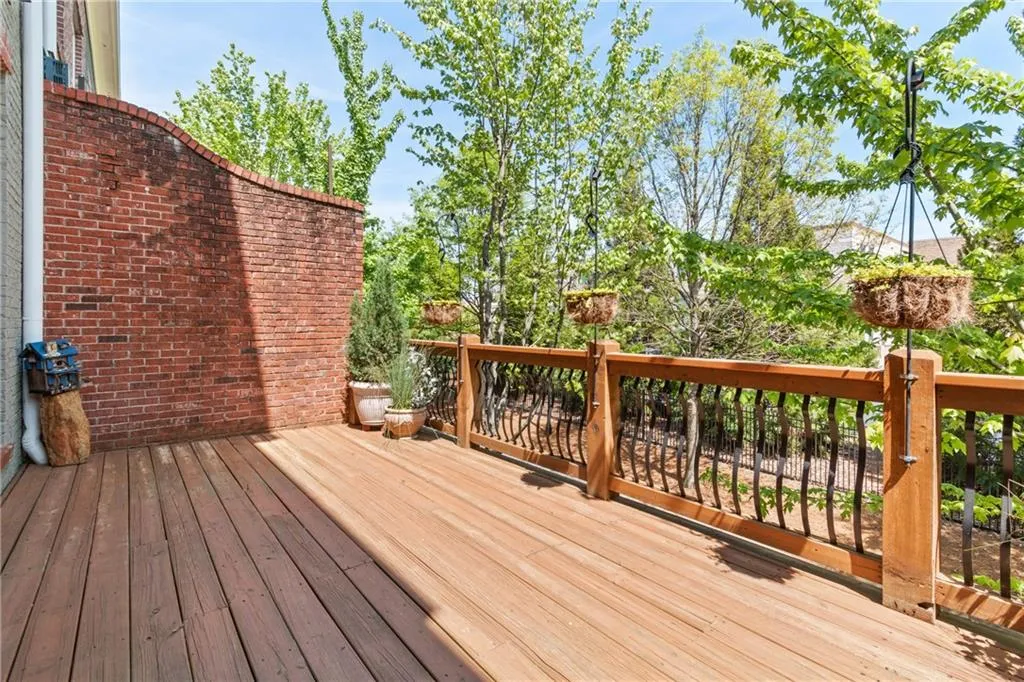 137 Alderwood Hill Unit 109, Sandy Springs, Georgia 30328, 4 Bedrooms Bedrooms, ,4 BathroomsBathrooms,Residential,Sold,137 Alderwood Hill Unit 109,6539280