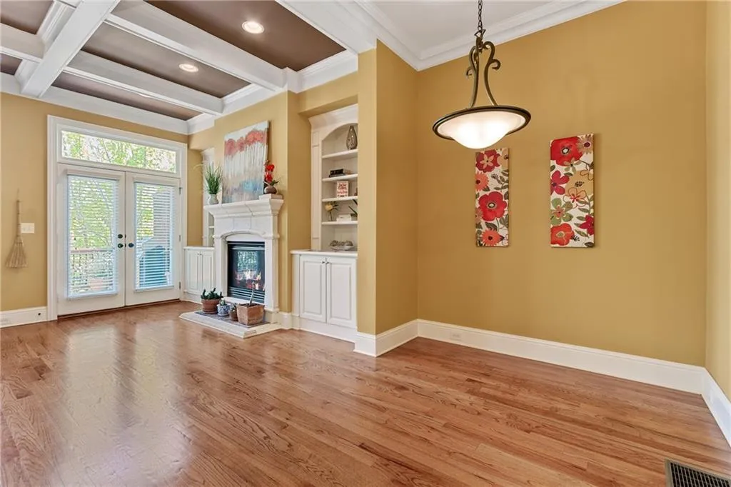 137 Alderwood Hill Unit 109, Sandy Springs, Georgia 30328, 4 Bedrooms Bedrooms, ,4 BathroomsBathrooms,Residential,Sold,137 Alderwood Hill Unit 109,6539280