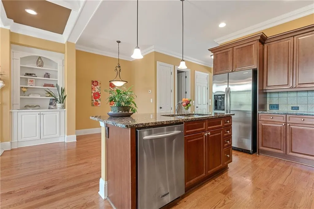 137 Alderwood Hill Unit 109, Sandy Springs, Georgia 30328, 4 Bedrooms Bedrooms, ,4 BathroomsBathrooms,Residential,Sold,137 Alderwood Hill Unit 109,6539280
