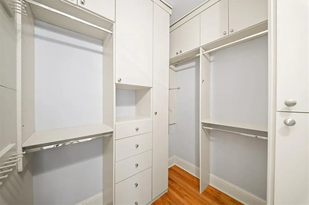 1115 Glenridge Place Ne, Sandy Springs, Georgia 30342, 1 Bedroom Bedrooms, 0 ,1 BathroomBathrooms,Residential,For Sale,1115 Glenridge Place Ne,7828024