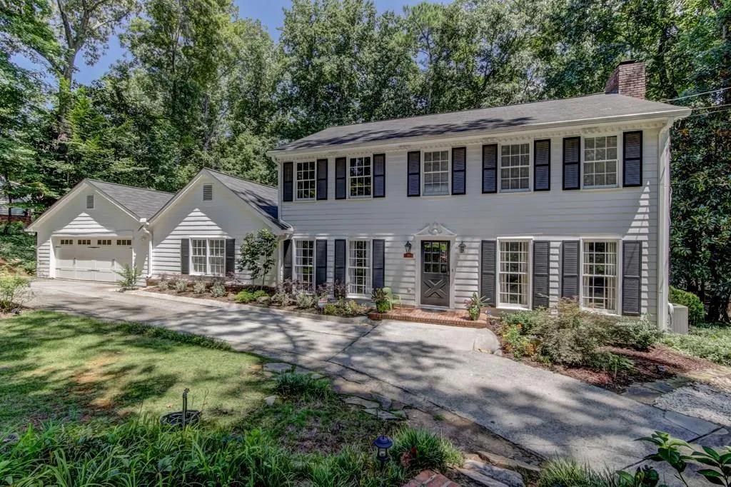 345 Westerhall Court, Sandy Springs, Georgia 30328, 4 Bedrooms Bedrooms, ,3 BathroomsBathrooms,Residential,Sold,345 Westerhall Court,6052130