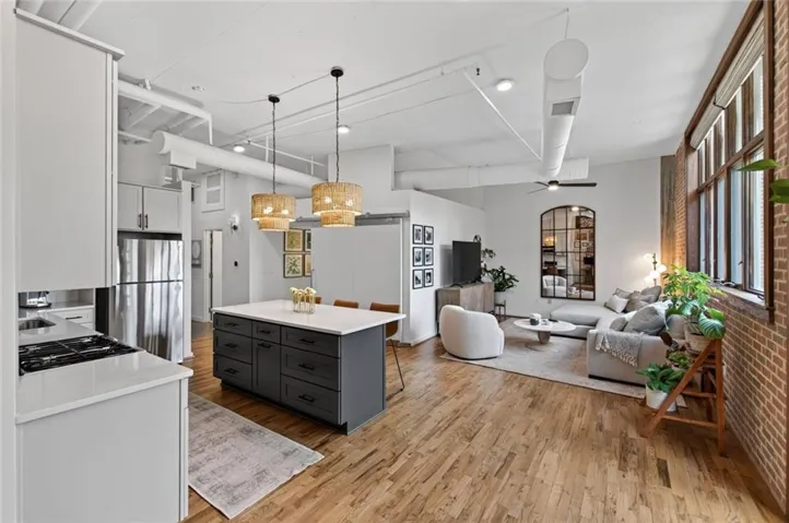 640 Glen Iris Drive Ne Unit 312, Atlanta, Georgia 30308