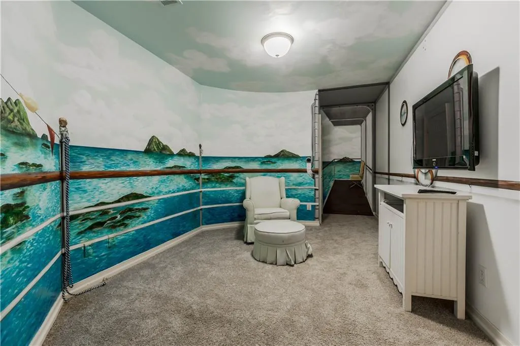 105 E Chambord Drive Nw, Sandy Springs, Georgia 30327, 6 Bedrooms Bedrooms, ,6 BathroomsBathrooms,Residential,Sold,105 E Chambord Drive Nw,6005397