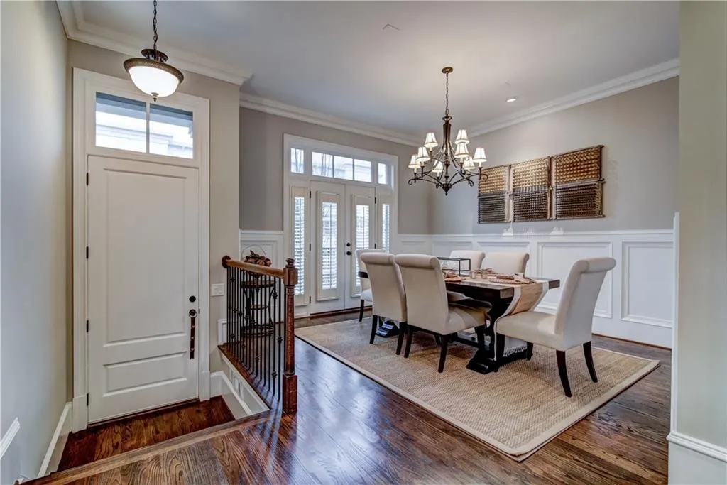 3574 Roswell Road Nw, Atlanta, Georgia 30305, 3 Bedrooms Bedrooms, ,3 BathroomsBathrooms,Residential,Sold,3574 Roswell Road Nw,5971852