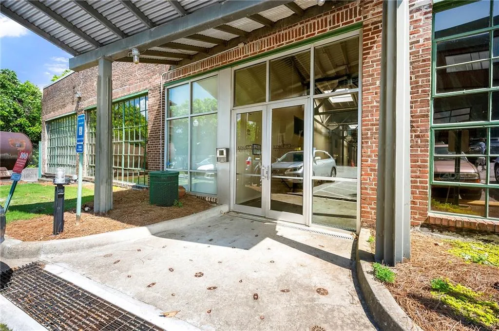 View of patio / terrace with french doors