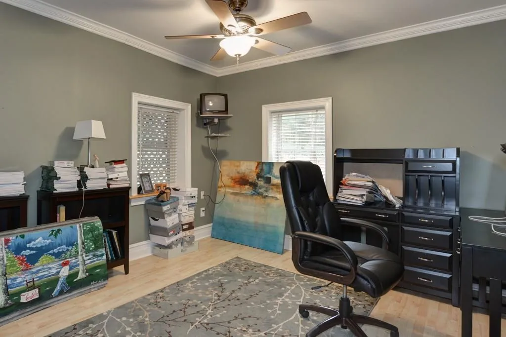 9710 Roberts Drive, Sandy Springs, Georgia 30350, 4 Bedrooms Bedrooms, ,2 BathroomsBathrooms,Residential,Sold,9710 Roberts Drive,5648918