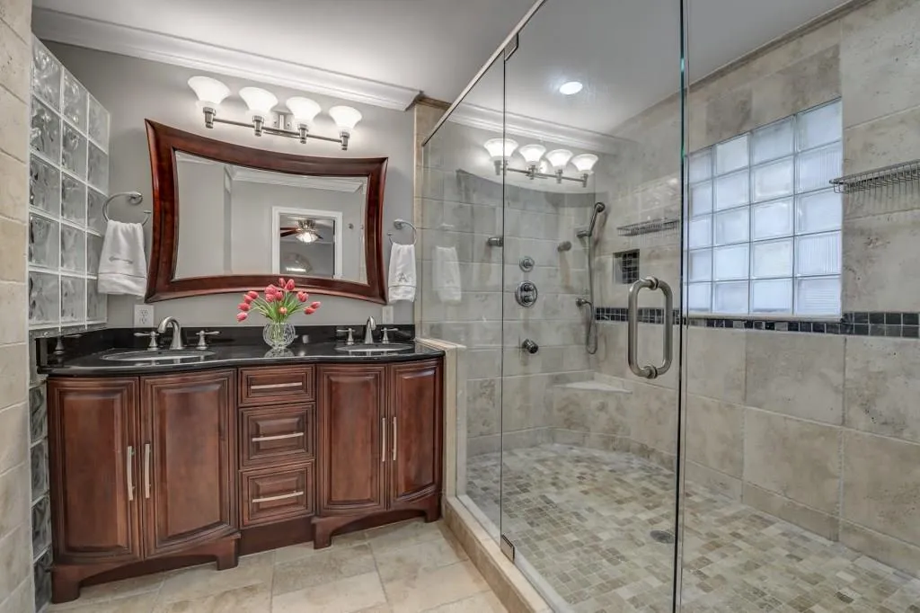 9710 Roberts Drive, Sandy Springs, Georgia 30350, 4 Bedrooms Bedrooms, ,2 BathroomsBathrooms,Residential,Sold,9710 Roberts Drive,5648918