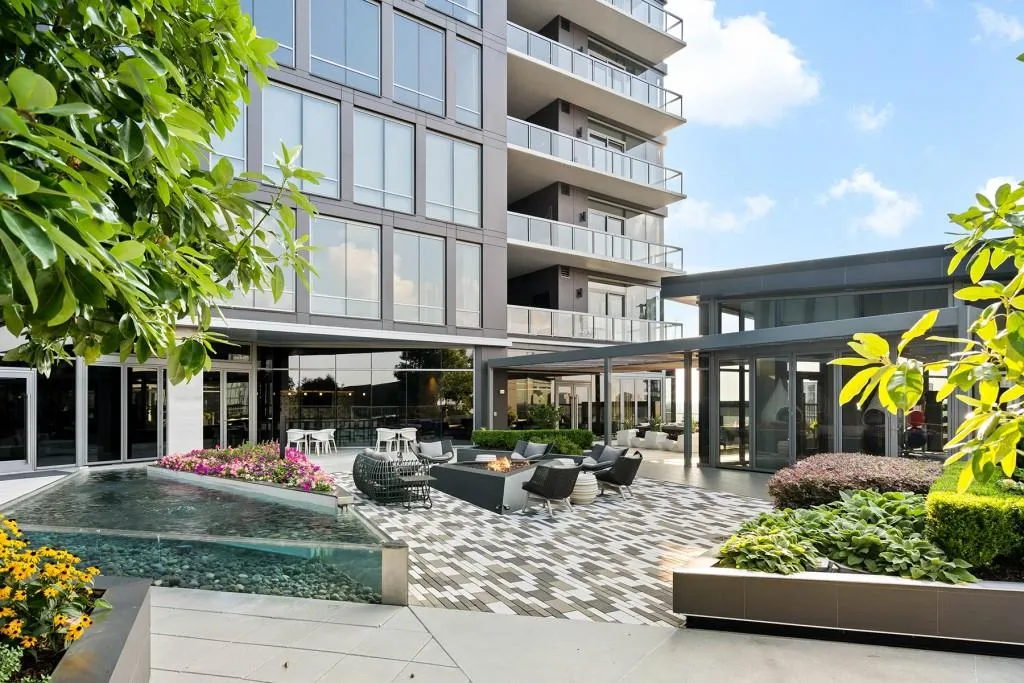 3107 Peachtree Road Ne Unit 1502, Atlanta, Georgia 30305, 3 Bedrooms Bedrooms, ,3 BathroomsBathrooms,Residential,For Sale,3107 Peachtree Road Ne Unit 1502,7627645