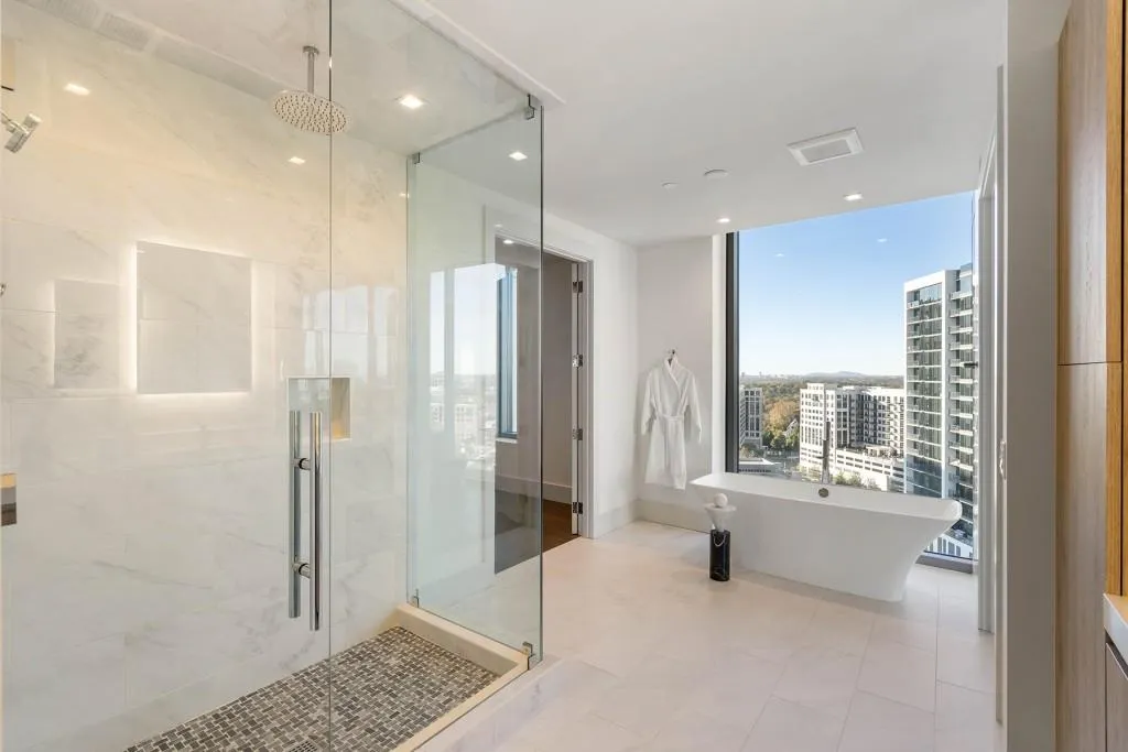 3107 Peachtree Road Ne Unit 1502, Atlanta, Georgia 30305, 3 Bedrooms Bedrooms, ,3 BathroomsBathrooms,Residential,For Sale,3107 Peachtree Road Ne Unit 1502,7627645
