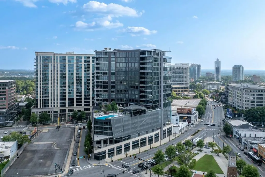 3107 Peachtree Road Ne Unit 1502, Atlanta, Georgia 30305, 3 Bedrooms Bedrooms, ,3 BathroomsBathrooms,Residential,For Sale,3107 Peachtree Road Ne Unit 1502,7627645