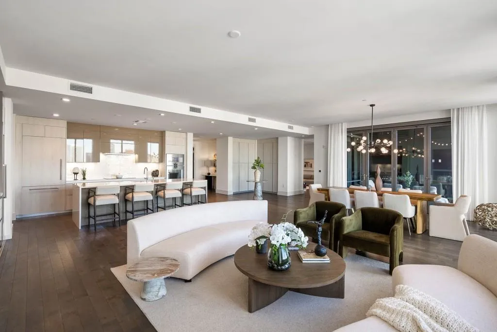 3107 Peachtree Road Ne Unit 1502, Atlanta, Georgia 30305, 3 Bedrooms Bedrooms, ,3 BathroomsBathrooms,Residential,For Sale,3107 Peachtree Road Ne Unit 1502,7627645