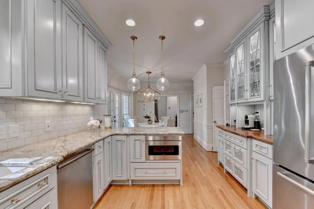 1580 Misty Oaks Drive, Sandy Springs, Georgia 30350, 4 Bedrooms Bedrooms, ,3 BathroomsBathrooms,Residential,Sold,1580 Misty Oaks Drive,7473254