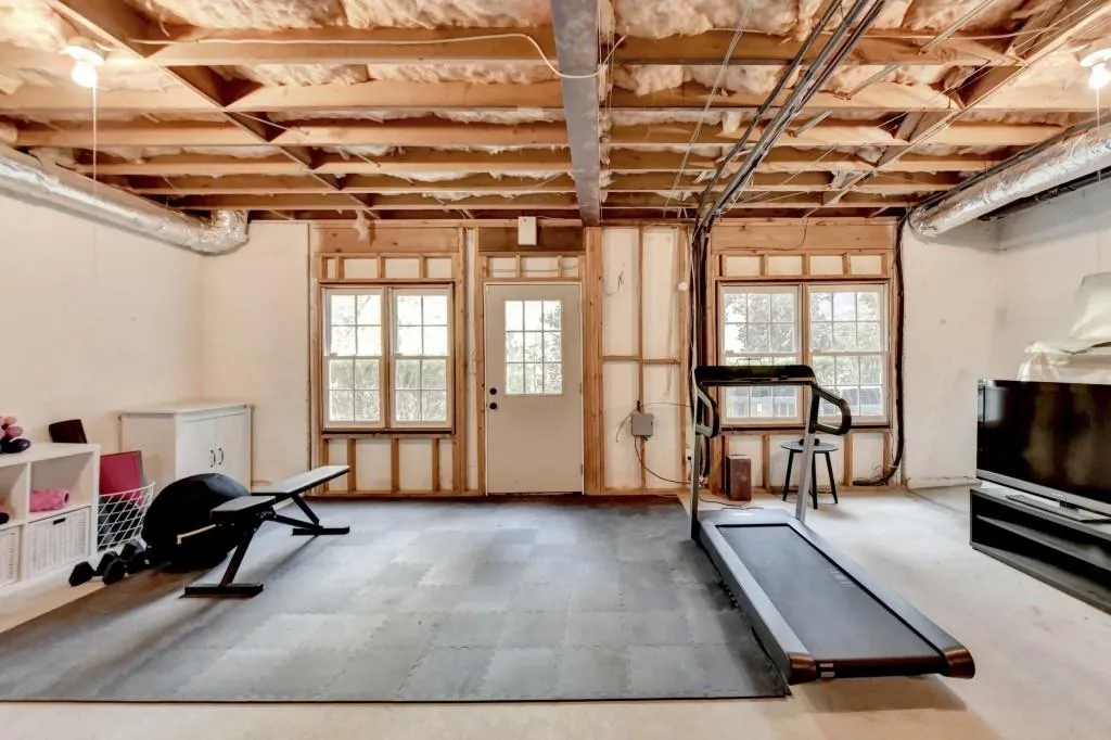 1580 Misty Oaks Drive, Sandy Springs, Georgia 30350, 4 Bedrooms Bedrooms, ,3 BathroomsBathrooms,Residential,Sold,1580 Misty Oaks Drive,7473254