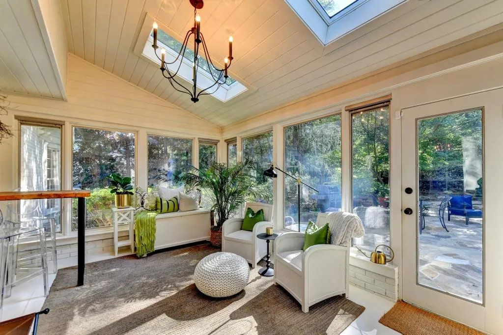 1580 Misty Oaks Drive, Sandy Springs, Georgia 30350, 4 Bedrooms Bedrooms, ,3 BathroomsBathrooms,Residential,Sold,1580 Misty Oaks Drive,7473254