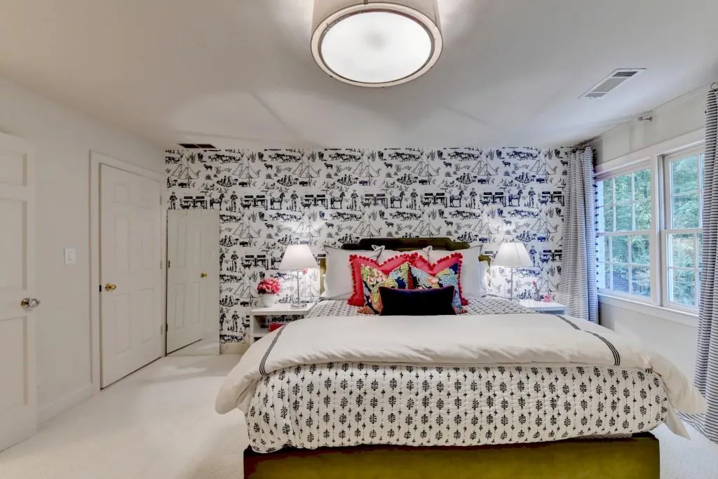 1580 Misty Oaks Drive, Sandy Springs, Georgia 30350, 4 Bedrooms Bedrooms, ,3 BathroomsBathrooms,Residential,Sold,1580 Misty Oaks Drive,7473254