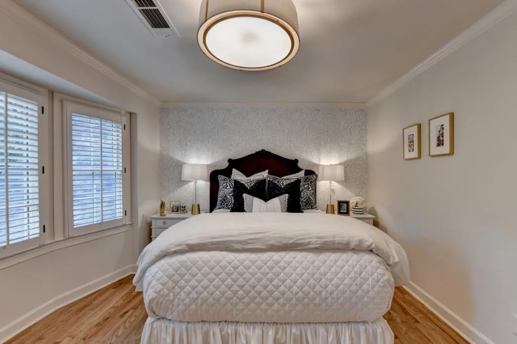 1580 Misty Oaks Drive, Sandy Springs, Georgia 30350, 4 Bedrooms Bedrooms, ,3 BathroomsBathrooms,Residential,Sold,1580 Misty Oaks Drive,7473254