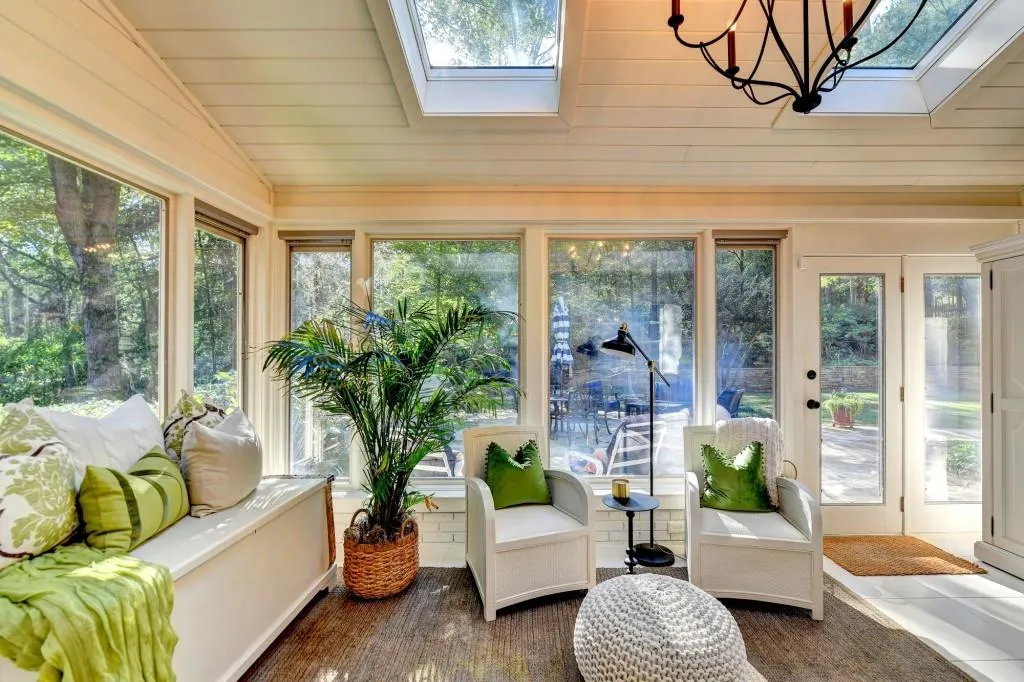 1580 Misty Oaks Drive, Sandy Springs, Georgia 30350, 4 Bedrooms Bedrooms, ,3 BathroomsBathrooms,Residential,Sold,1580 Misty Oaks Drive,7473254