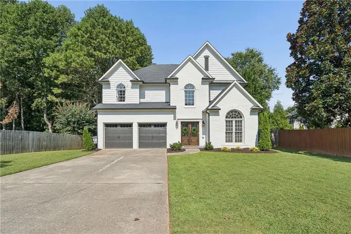 Welcome home to 5125 Hampton Bluff Court!