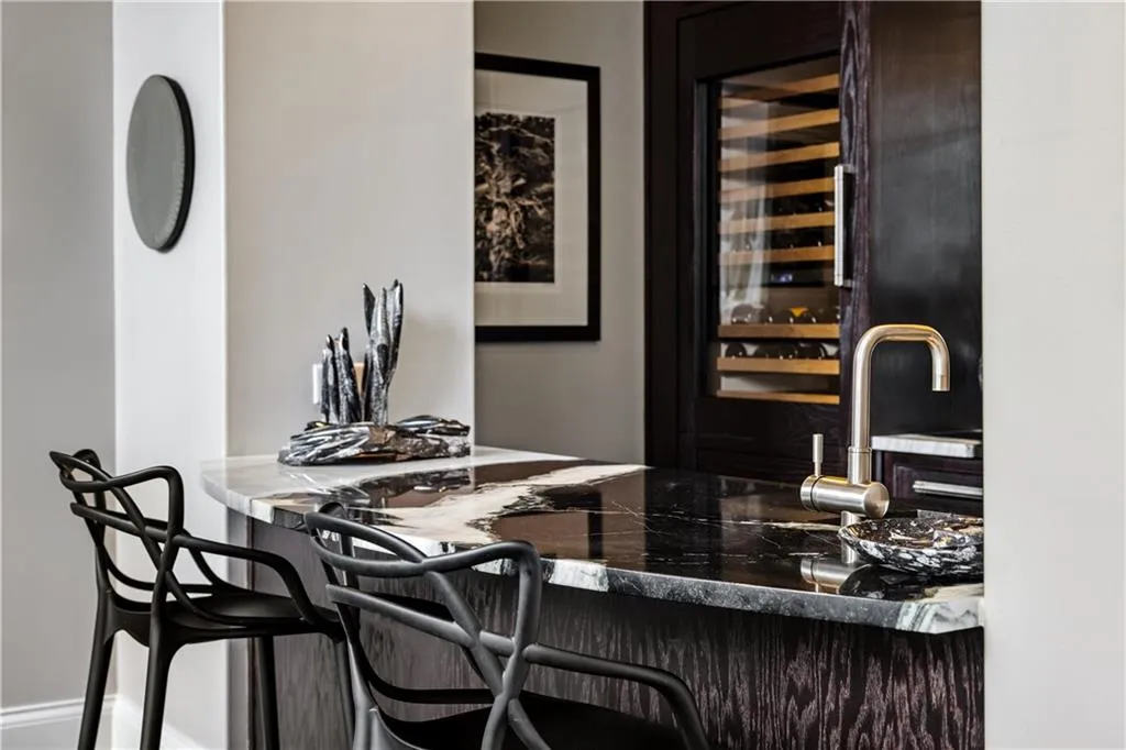 5220 Green Oak Court, Atlanta, Georgia 30327, 5 Bedrooms Bedrooms, ,5 BathroomsBathrooms,Residential,Sold,5220 Green Oak Court,7518291