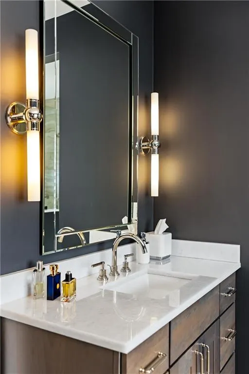 5220 Green Oak Court, Atlanta, Georgia 30327, 5 Bedrooms Bedrooms, ,5 BathroomsBathrooms,Residential,Sold,5220 Green Oak Court,7518291