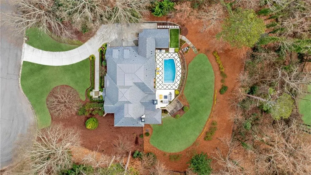 5220 Green Oak Court, Atlanta, Georgia 30327, 5 Bedrooms Bedrooms, ,5 BathroomsBathrooms,Residential,Sold,5220 Green Oak Court,7518291