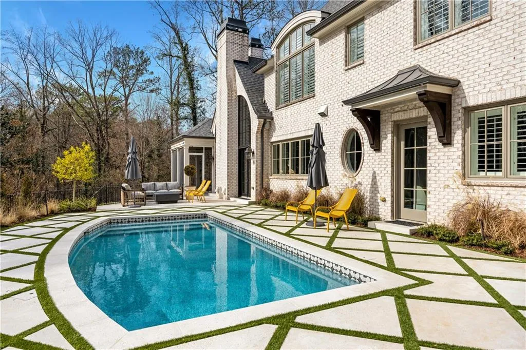 5220 Green Oak Court, Atlanta, Georgia 30327, 5 Bedrooms Bedrooms, ,5 BathroomsBathrooms,Residential,Sold,5220 Green Oak Court,7518291