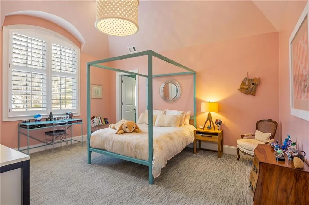 5220 Green Oak Court, Atlanta, Georgia 30327, 5 Bedrooms Bedrooms, ,5 BathroomsBathrooms,Residential,Sold,5220 Green Oak Court,7518291