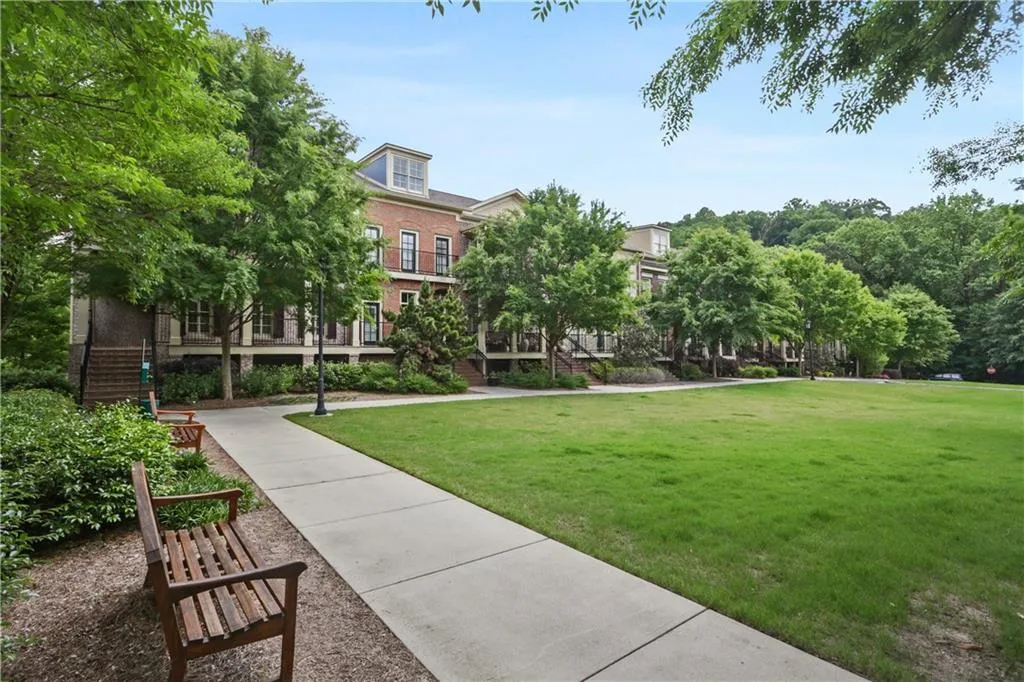 619 Riverlawn Court Unit 20, Atlanta, Georgia 30339, 4 Bedrooms Bedrooms, ,4 BathroomsBathrooms,Residential,Sold,619 Riverlawn Court Unit 20,6547146