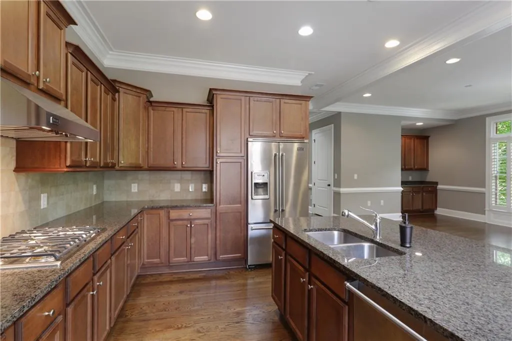 619 Riverlawn Court Unit 20, Atlanta, Georgia 30339, 4 Bedrooms Bedrooms, ,4 BathroomsBathrooms,Residential,Sold,619 Riverlawn Court Unit 20,6547146