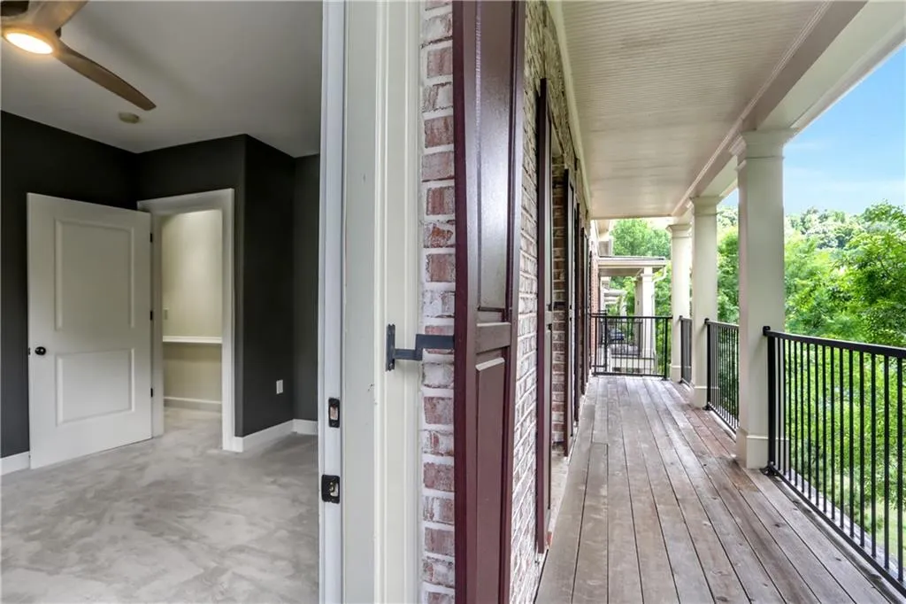 619 Riverlawn Court Unit 20, Atlanta, Georgia 30339, 4 Bedrooms Bedrooms, ,4 BathroomsBathrooms,Residential,Sold,619 Riverlawn Court Unit 20,6547146