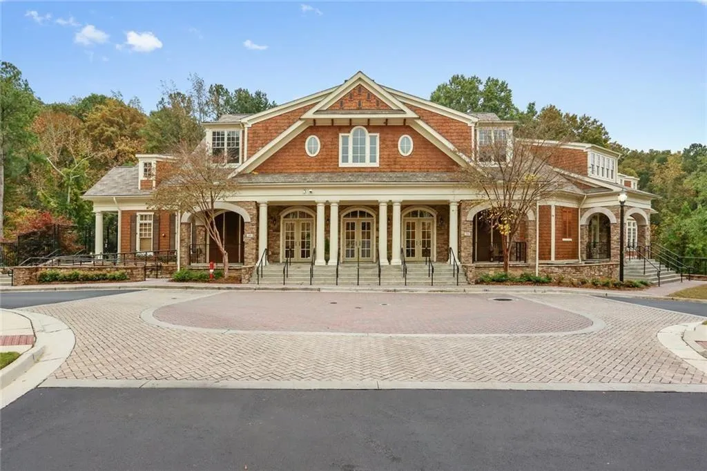 619 Riverlawn Court Unit 20, Atlanta, Georgia 30339, 4 Bedrooms Bedrooms, ,4 BathroomsBathrooms,Residential,Sold,619 Riverlawn Court Unit 20,6547146