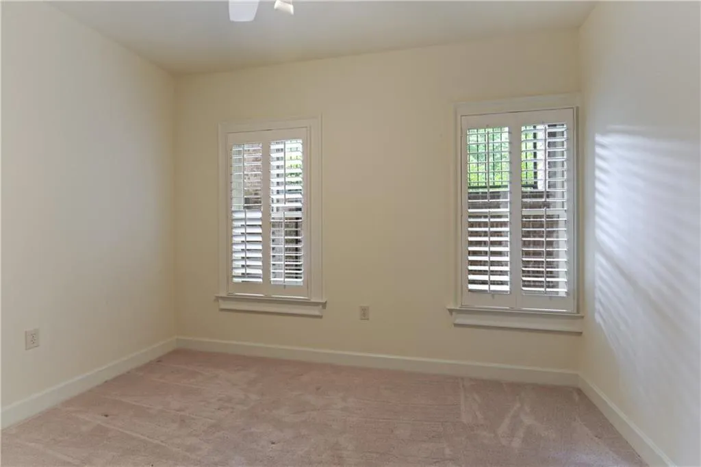 619 Riverlawn Court Unit 20, Atlanta, Georgia 30339, 4 Bedrooms Bedrooms, ,4 BathroomsBathrooms,Residential,Sold,619 Riverlawn Court Unit 20,6547146