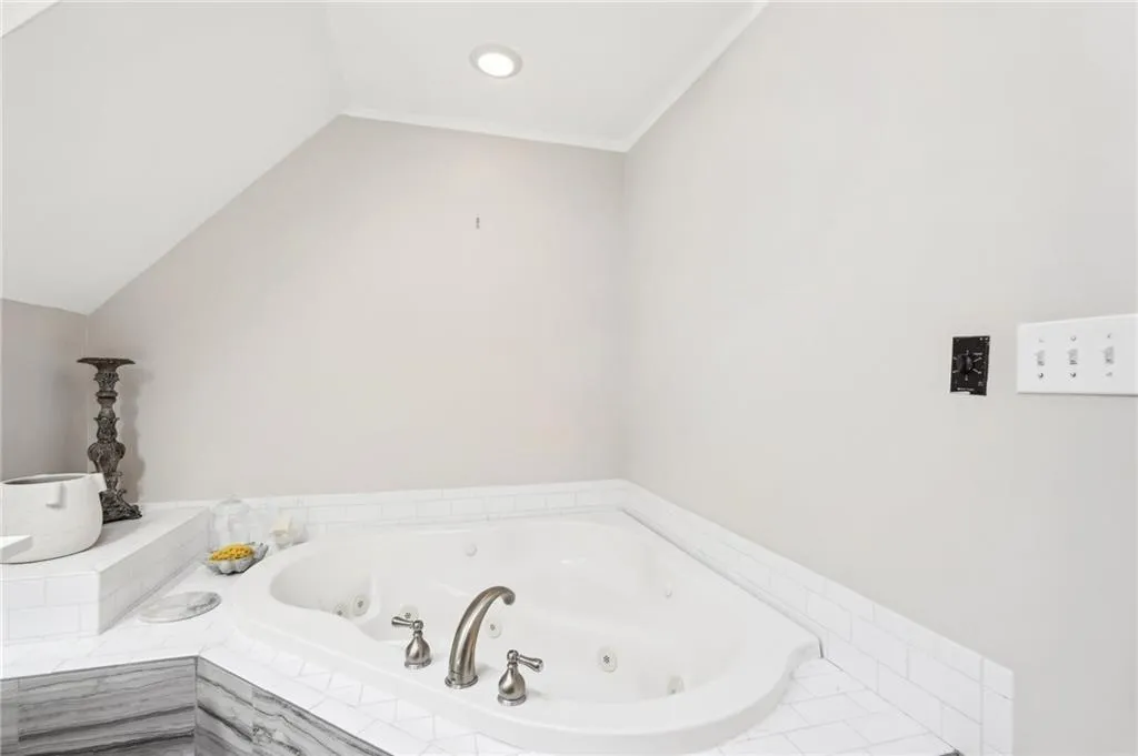 345 Crosstree Lane, Atlanta, Georgia 30328, 5 Bedrooms Bedrooms, ,3 BathroomsBathrooms,Residential,Sold,345 Crosstree Lane,7469638