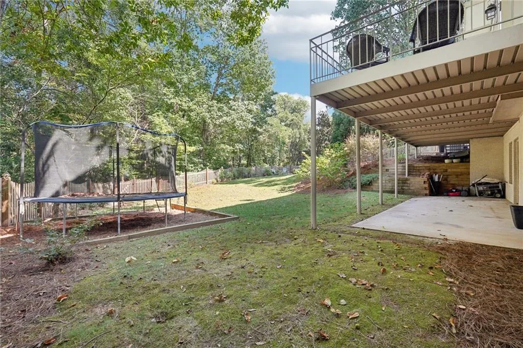 345 Crosstree Lane, Atlanta, Georgia 30328, 5 Bedrooms Bedrooms, ,3 BathroomsBathrooms,Residential,Sold,345 Crosstree Lane,7469638