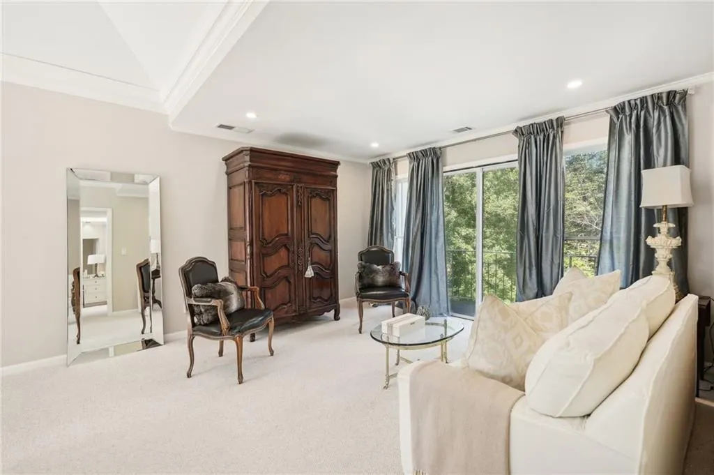 345 Crosstree Lane, Atlanta, Georgia 30328, 5 Bedrooms Bedrooms, ,3 BathroomsBathrooms,Residential,Sold,345 Crosstree Lane,7469638