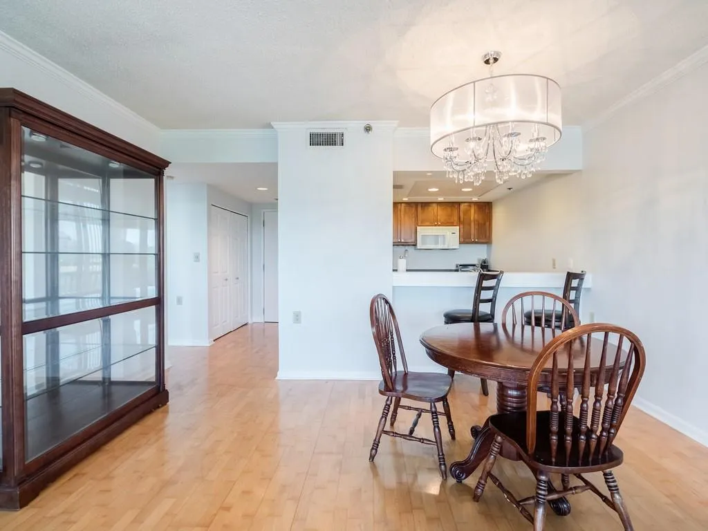 1130 Piedmont Avenue Ne Unit 1410, Atlanta, Georgia 30309, 2 Bedrooms Bedrooms, ,2 BathroomsBathrooms,Residential,Sold,1130 Piedmont Avenue Ne Unit 1410,6553723