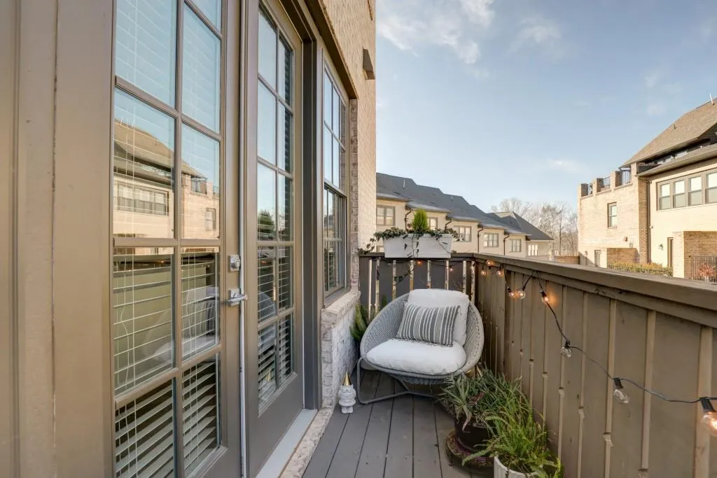 6738 Cadence Boulevard Unit 64, Sandy Springs, Georgia 30328, 1 Bedroom Bedrooms, ,1 BathroomBathrooms,Residential,Sold,6738 Cadence Boulevard Unit 64,6828232