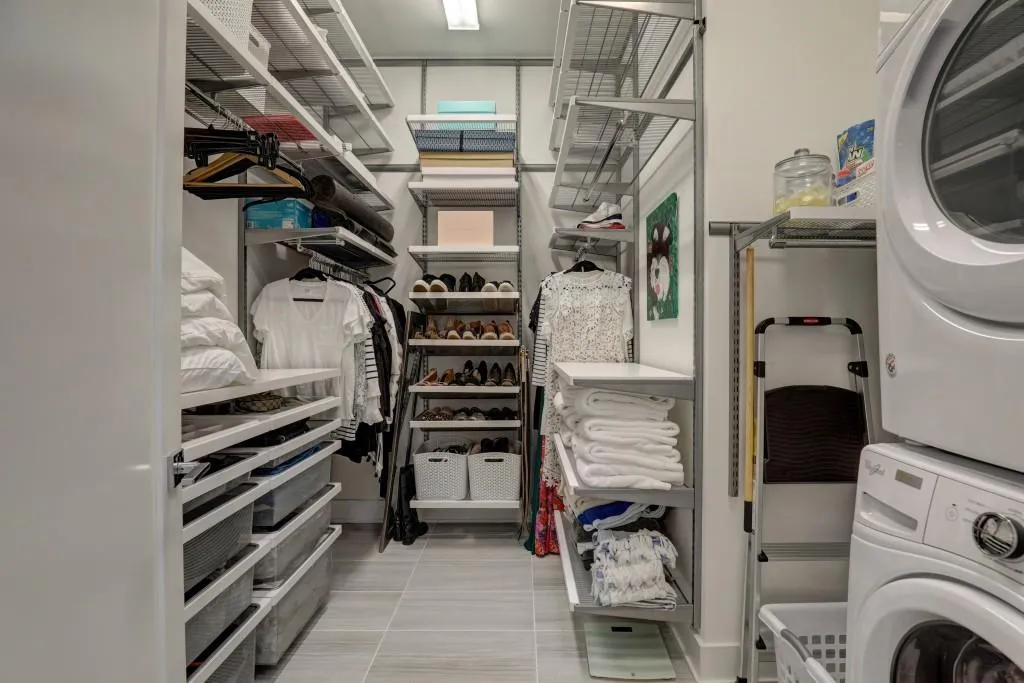 6738 Cadence Boulevard Unit 64, Sandy Springs, Georgia 30328, 1 Bedroom Bedrooms, ,1 BathroomBathrooms,Residential,Sold,6738 Cadence Boulevard Unit 64,6828232