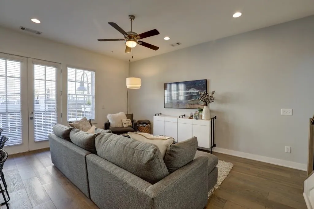 6738 Cadence Boulevard Unit 64, Sandy Springs, Georgia 30328, 1 Bedroom Bedrooms, ,1 BathroomBathrooms,Residential,Sold,6738 Cadence Boulevard Unit 64,6828232