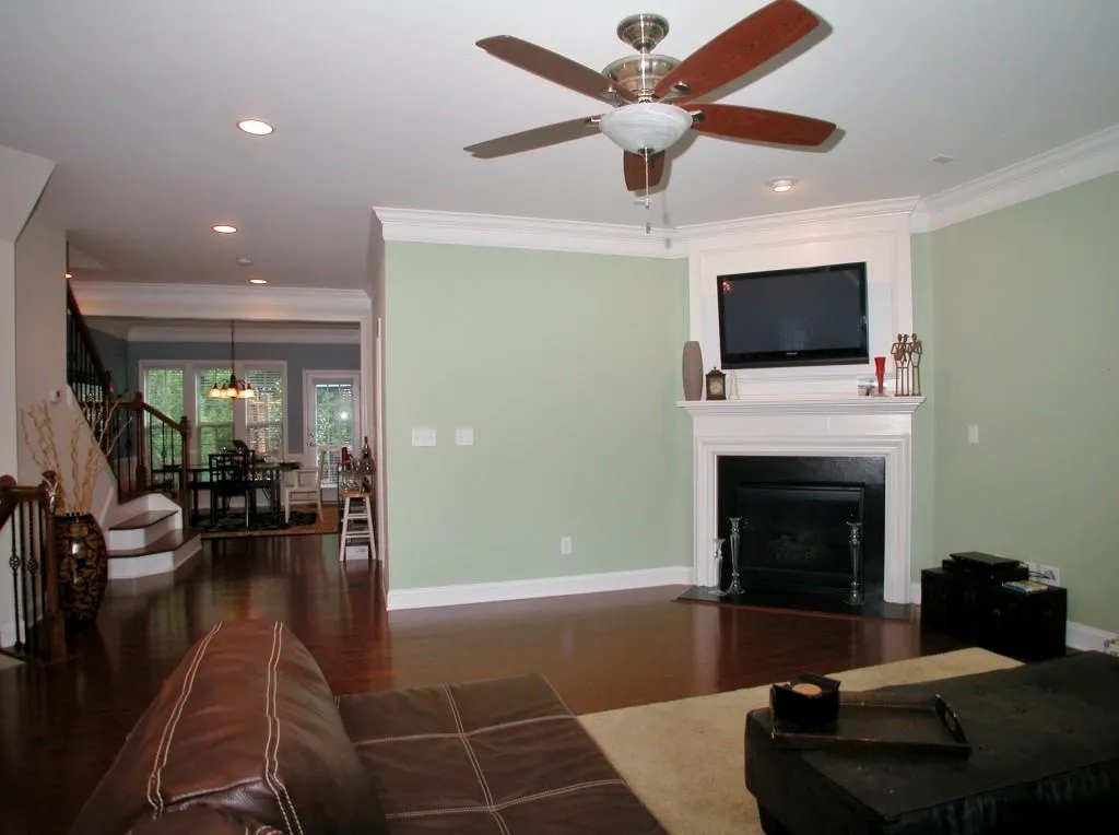 3669 E Paces Walk Ne, Atlanta, Georgia 30326, 3 Bedrooms Bedrooms, ,2 BathroomsBathrooms,Residential,Sold,3669 E Paces Walk Ne,5573669