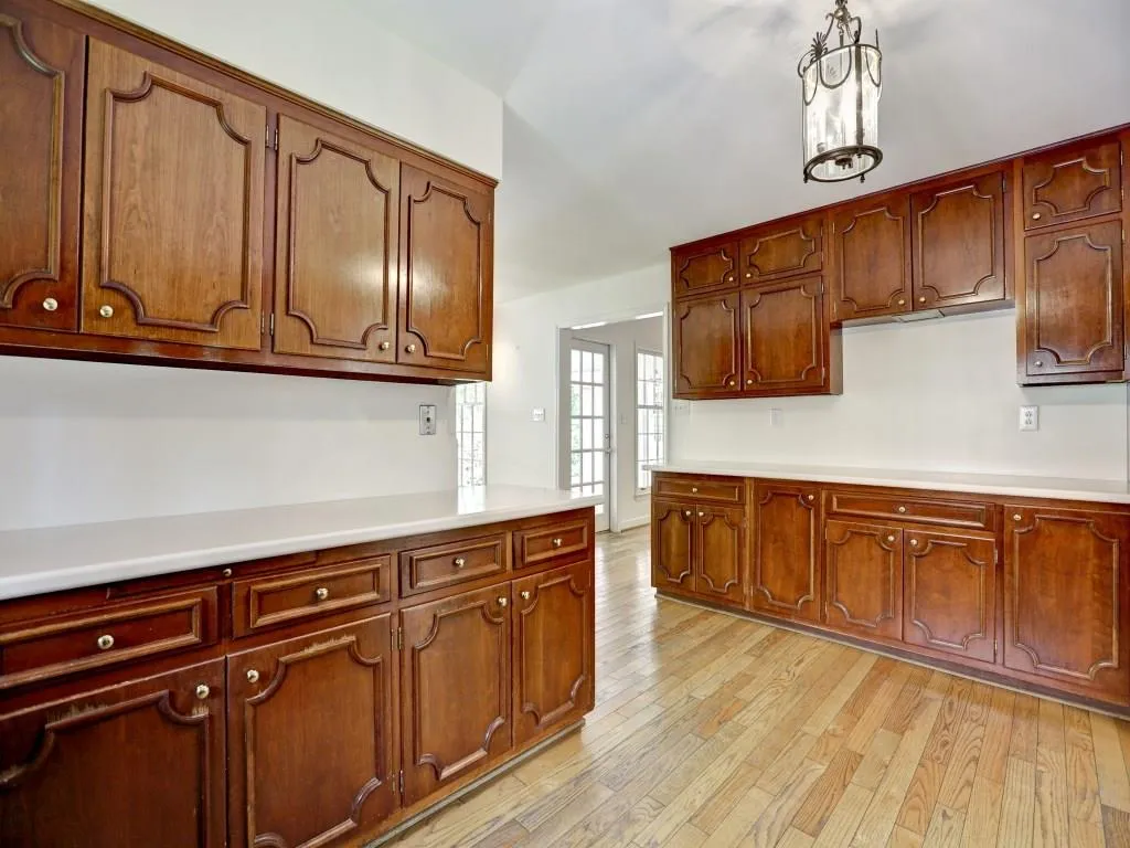 825 N Island Drive, Sandy Springs, Georgia 30327, 5 Bedrooms Bedrooms, ,3 BathroomsBathrooms,Residential,Sold,825 N Island Drive,5733180