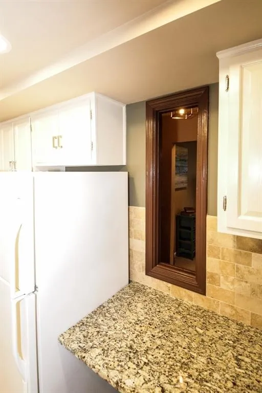 6851 Roswell Road Unit E9, Sandy Springs, Georgia 30328, 3 Bedrooms Bedrooms, ,2 BathroomsBathrooms,Residential,Sold,6851 Roswell Road Unit E9,6117730