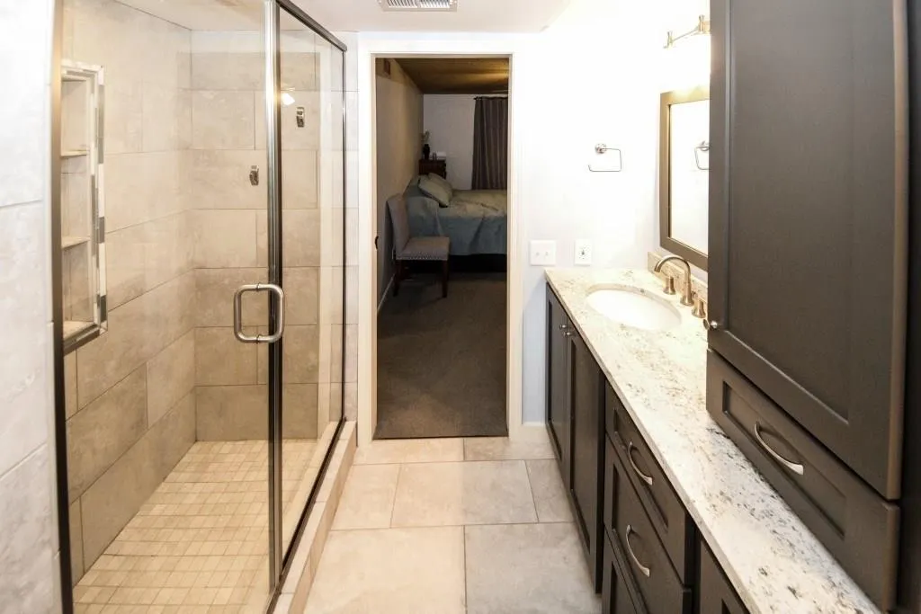 6851 Roswell Road Unit E9, Sandy Springs, Georgia 30328, 3 Bedrooms Bedrooms, ,2 BathroomsBathrooms,Residential,Sold,6851 Roswell Road Unit E9,6117730
