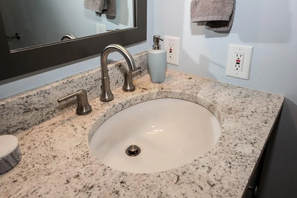 6851 Roswell Road Unit E9, Sandy Springs, Georgia 30328, 3 Bedrooms Bedrooms, ,2 BathroomsBathrooms,Residential,Sold,6851 Roswell Road Unit E9,6117730