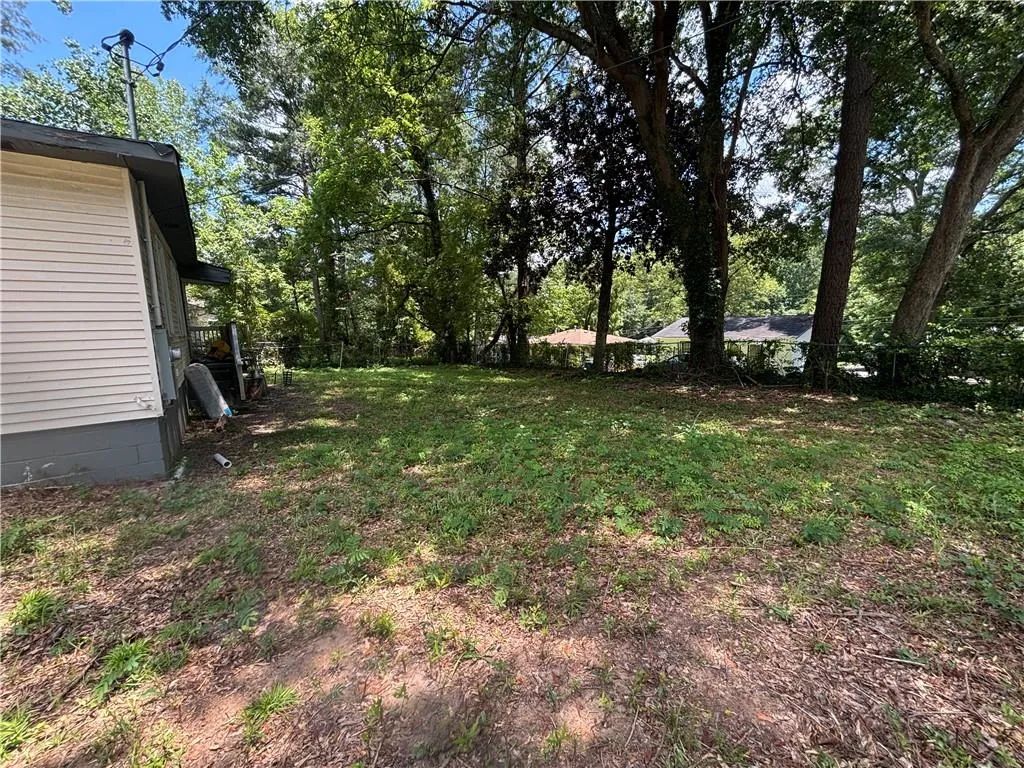 479 Aberdeen Drive Nw, Atlanta, Georgia 30318, 3 Bedrooms Bedrooms, ,1 BathroomBathrooms,Residential,For Sale,479 Aberdeen Drive Nw,7620715