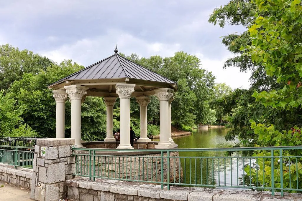 Neighborhood - Piedmont Park