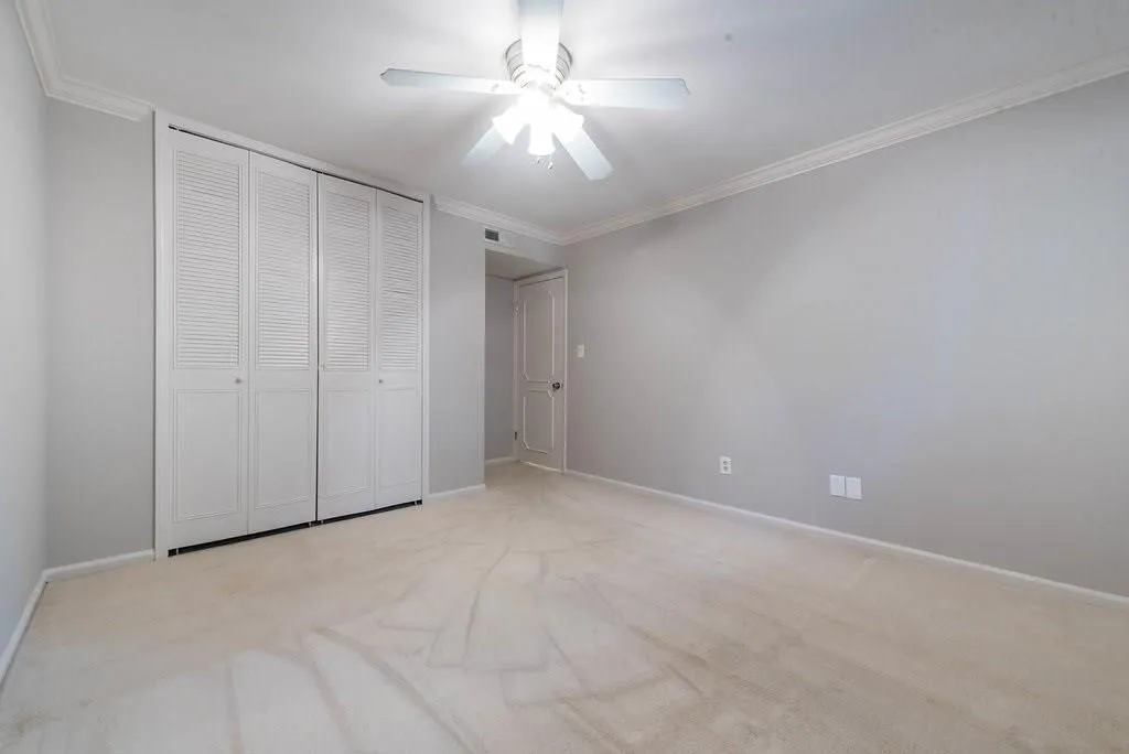 5400 Roswell Road Unit J3, Atlanta, Georgia 30342, 3 Bedrooms Bedrooms, ,2 BathroomsBathrooms,Residential,Sold,5400 Roswell Road Unit J3,5918861