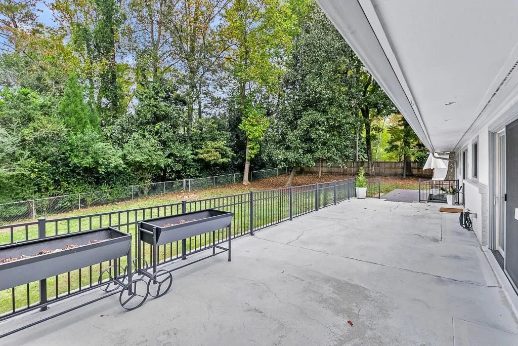 245 Colewood Way, Sandy Springs, Georgia 30328, 4 Bedrooms Bedrooms, ,2 BathroomsBathrooms,Residential,Sold,245 Colewood Way,6803110