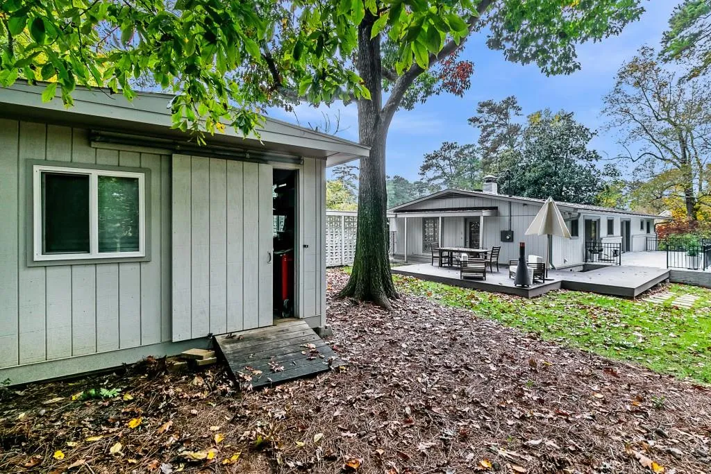245 Colewood Way, Sandy Springs, Georgia 30328, 4 Bedrooms Bedrooms, ,2 BathroomsBathrooms,Residential,Sold,245 Colewood Way,6803110